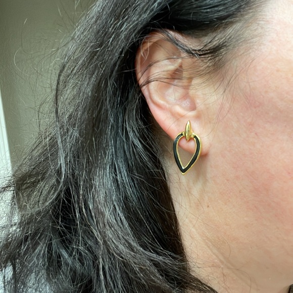 Black/ gold earrings - Picture 4 of 5